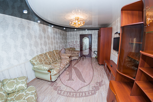 Снять 2-к квартиру, 70 кв.м.