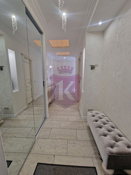 Снять 3-к квартиру, 127 кв.м.
