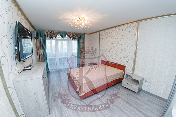 Снять 2-к квартиру, 70 кв.м.