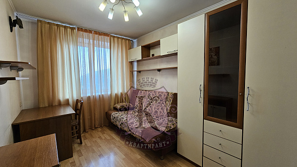 Снять 4-к квартиру, 100 кв.м.
