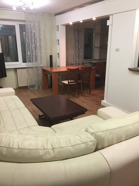 Снять 2-к квартиру, 67 кв.м.