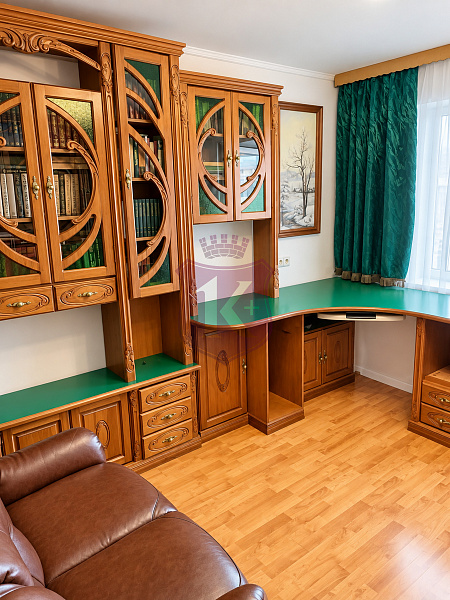 Снять 3-к квартиру, 120 кв.м.