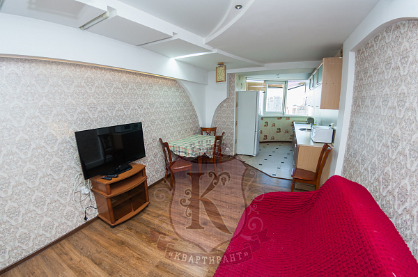 Снять 2-к квартиру, 90 кв.м.