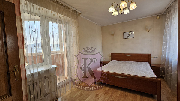 Снять 4-к квартиру, 100 кв.м.