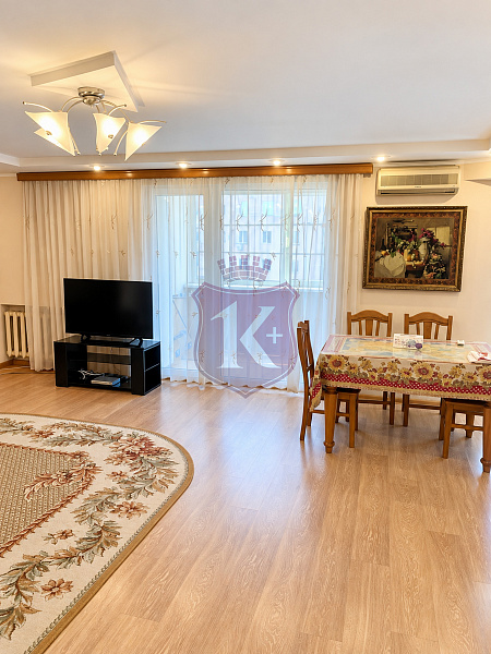 Снять 3-к квартиру, 120 кв.м.