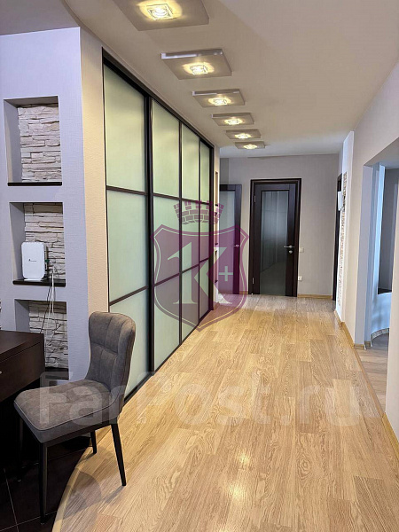 Снять 3-к квартиру, 93 кв.м.