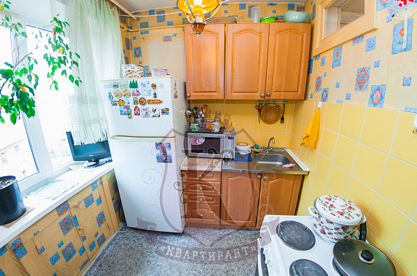 Снять 3-к квартиру, 49 кв.м.