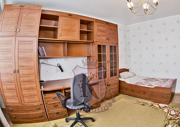 Снять 3-к квартиру, 70 кв.м.