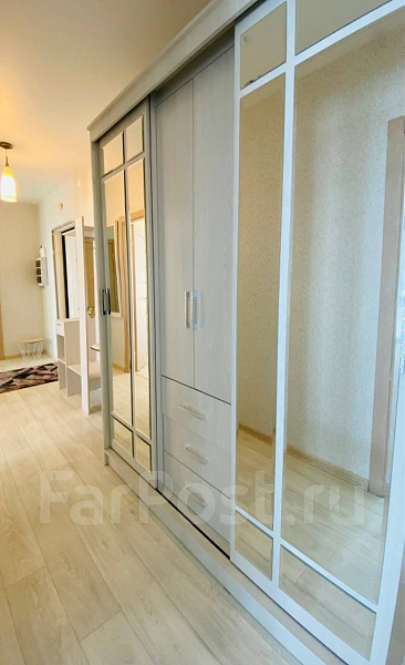 Снять 3-к квартиру, 100 кв.м.