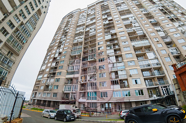 Снять 2-к квартиру, 66 кв.м.
